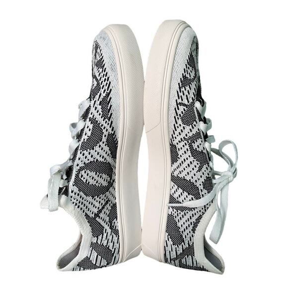 NEW PROTO IRIS D Men's Black & White Woven Logo Sneakers Size 9 /43 - Picture 6 of 8